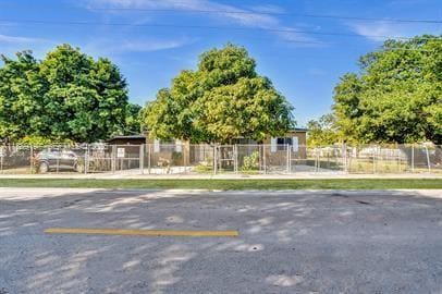 Building Photo - 10430 NW 5th Ave