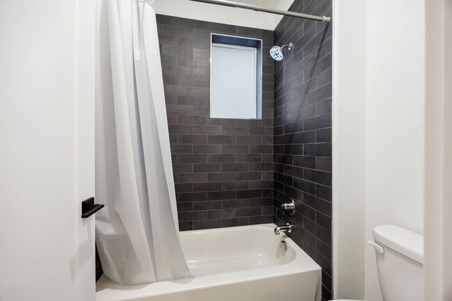 Building Photo - Convenience, Beauty and Space Makes this H...