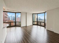 Building Photo - 55 W Elm St