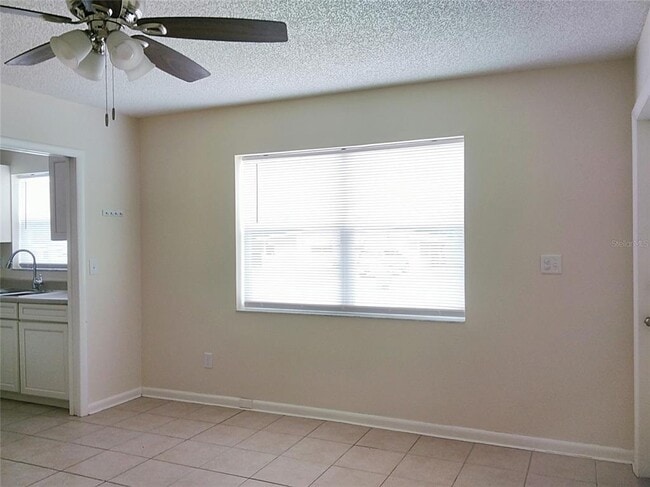 Building Photo - 867 Chippendale St