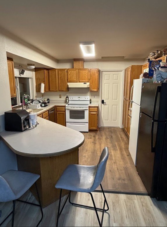Building Photo - 2914 Sunset Dr W