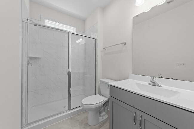 Building Photo - 824 Summit Crest Ct
