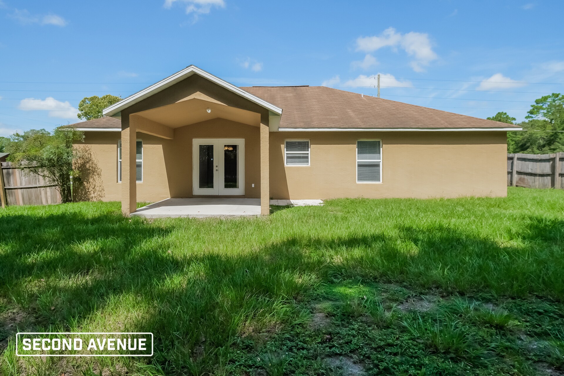 Building Photo - 1290 Godfrey Ave