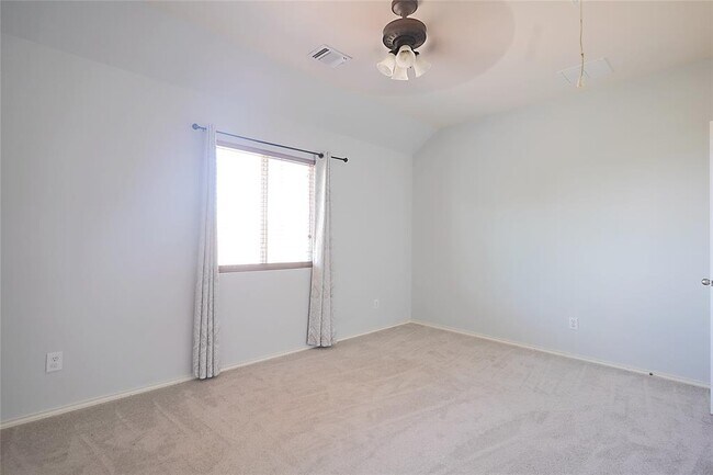 Building Photo - 11604 Falcon Trail Ct