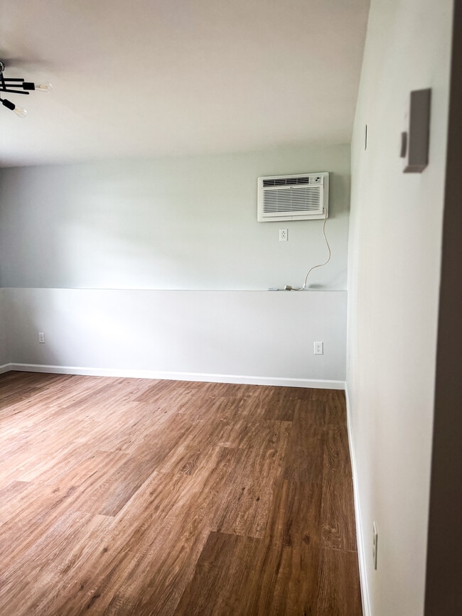 Building Photo - 51 Alvarado Ave