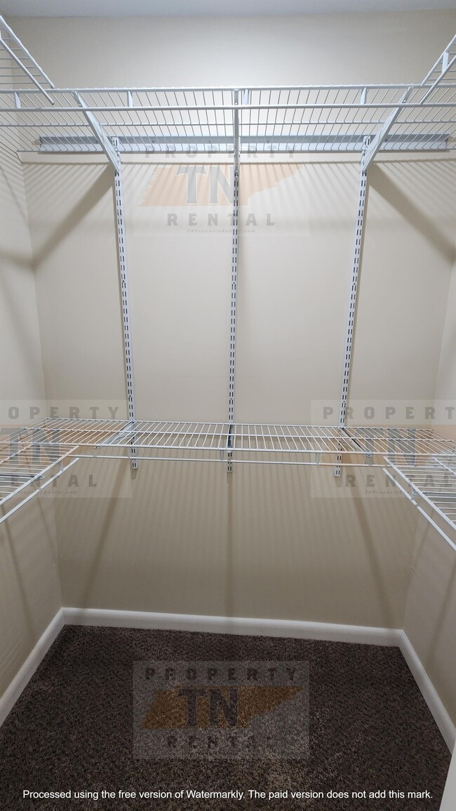 Building Photo - 1905 Dirl Ave