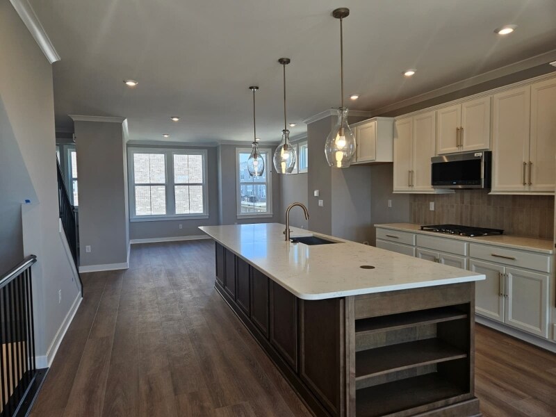 Building Photo - 7442 weathrington Ln