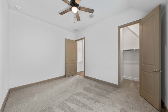 Building Photo - 316 Hulda Trl