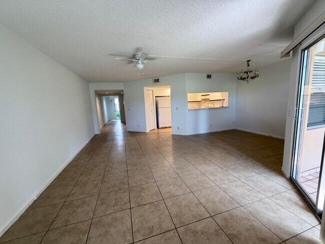 Building Photo - 1300 SW 125th Ave