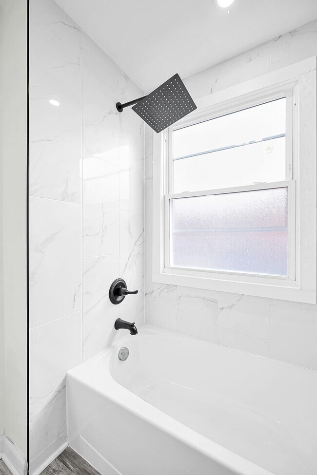 Building Photo - 1216 Atcheson St