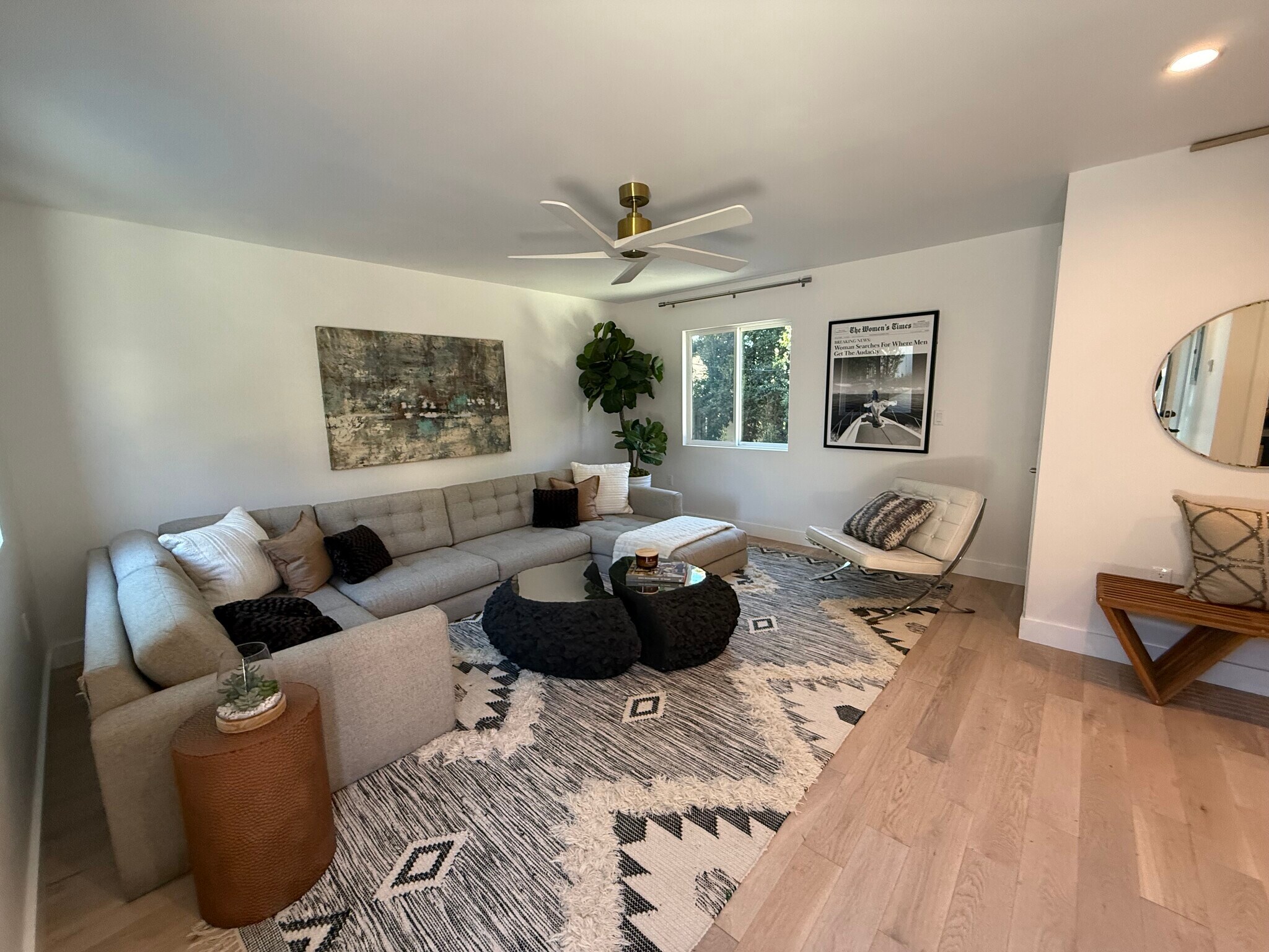 Building Photo - 10351 Keswick Ave