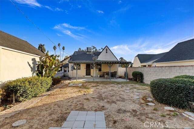 Building Photo - 4311 Sunnyside Dr