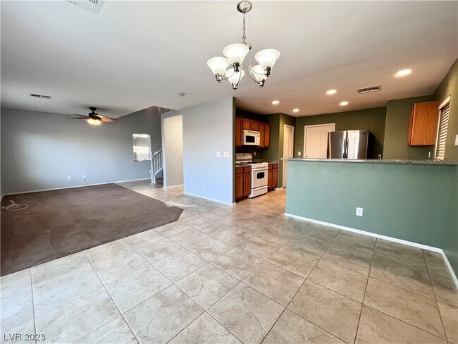 Building Photo - 3780 Autumn King Ave