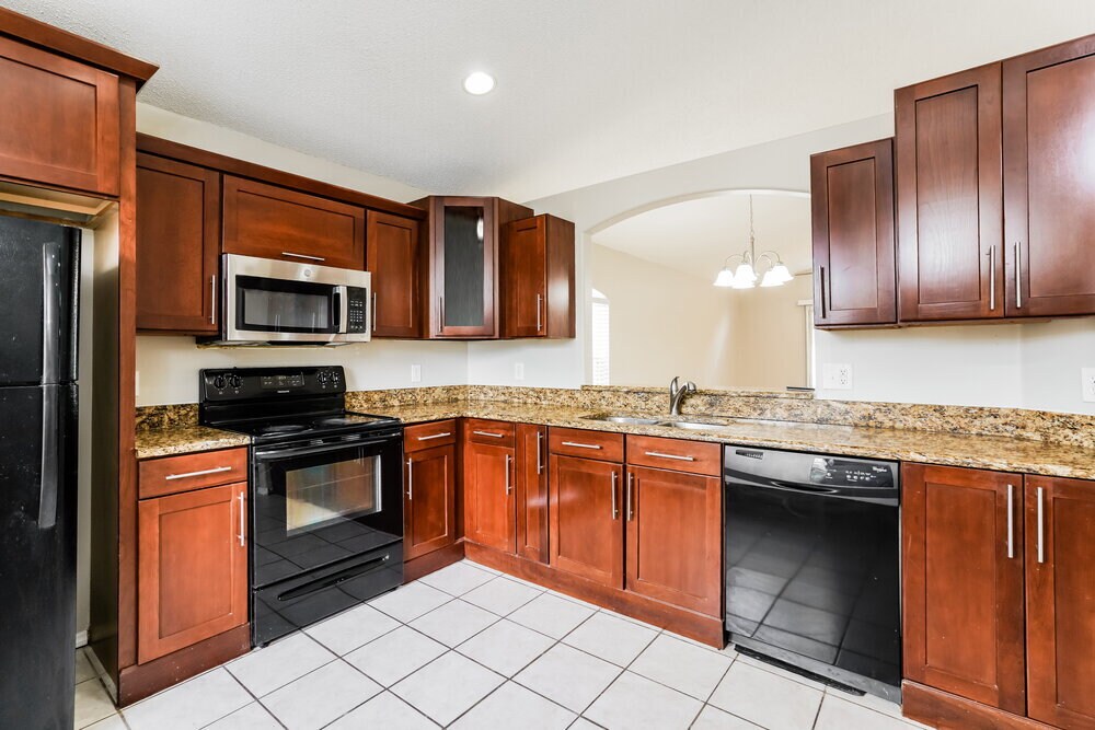 Building Photo - 1227 Heather Lake Dr