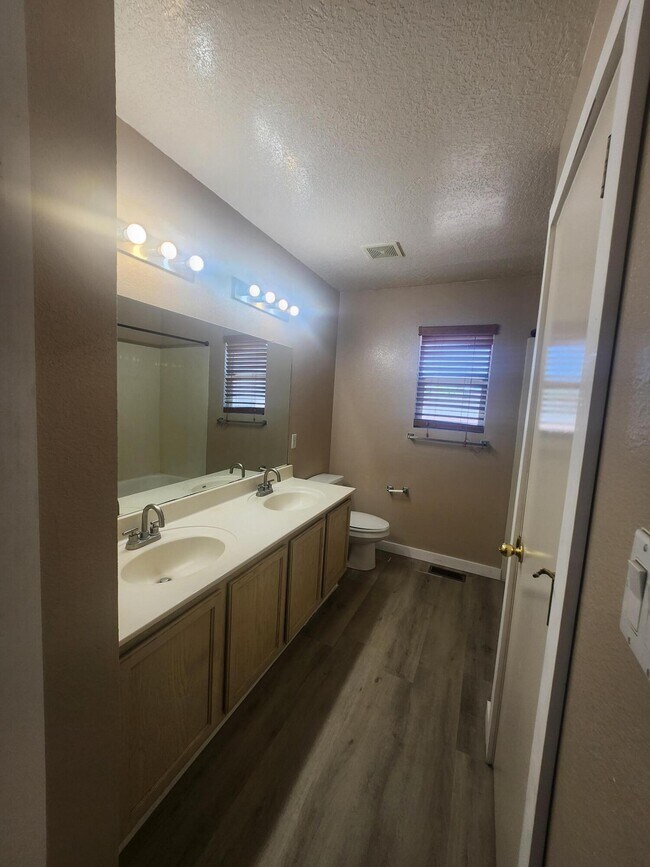 Building Photo - 8404 Casa Morena Ct NW