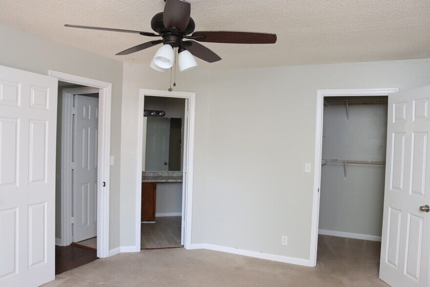 Downstairs Bedroom - 1057 Stones Throw Dr NW