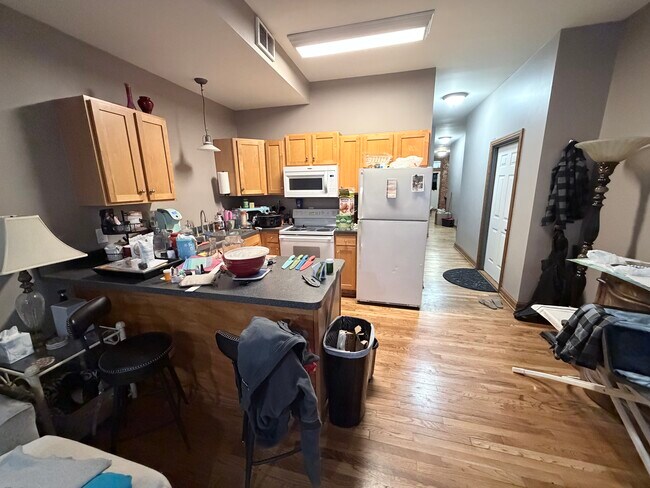 Building Photo - 35 S Monroe St