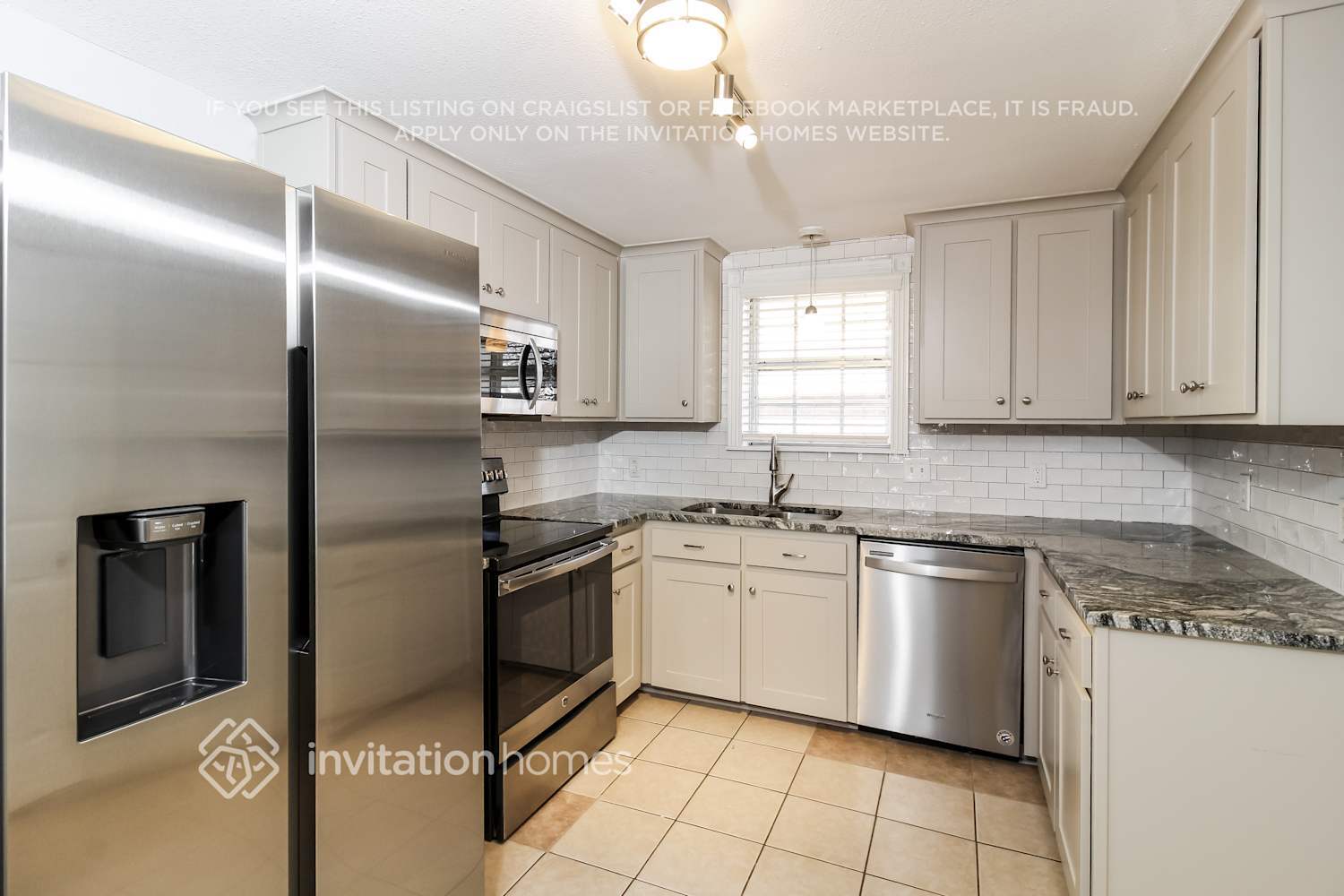 Building Photo - 500 Hill