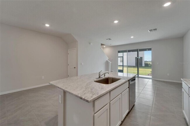 Building Photo - 17444 Crescent Moon Lp