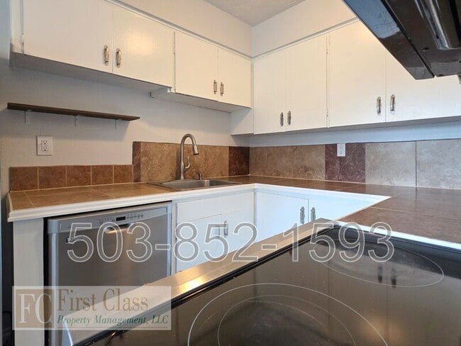Building Photo - 12345 SW Hall Blvd