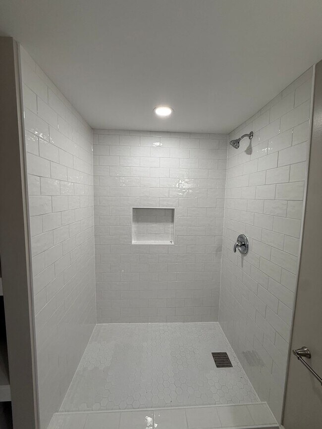 Building Photo - New Everything 4BR Townhome with Private Lower Level Suite | Stainless Kitchen | LVP + New Carpet...