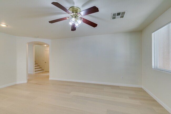 Building Photo - Bright & Inviting 3 Bedroom Home in 89148