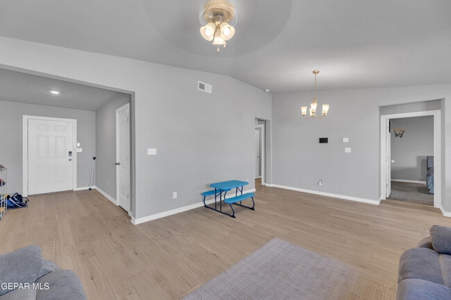 Building Photo - 14557 Desert Poppy Ct