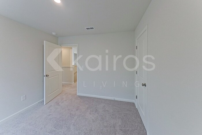 Building Photo - 1600 Forsyth St