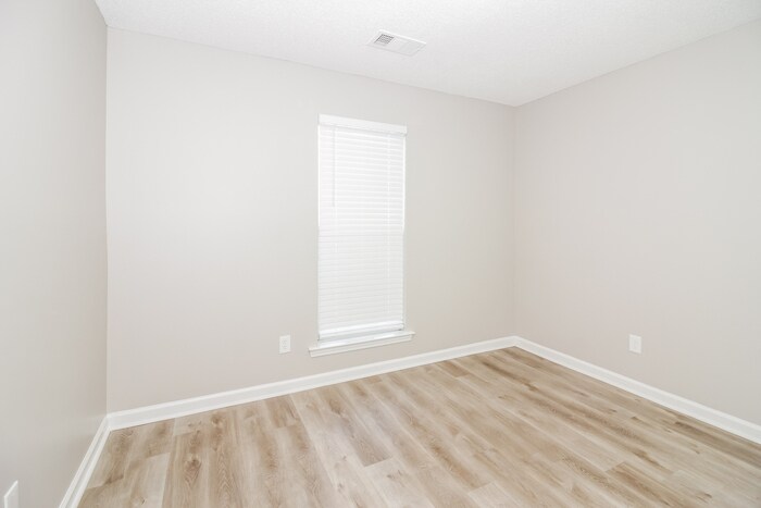 Building Photo - 5675 Mandy Smith Ln