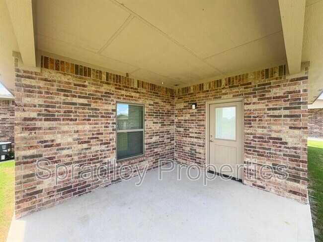 Building Photo - 1007A Laurel Dr