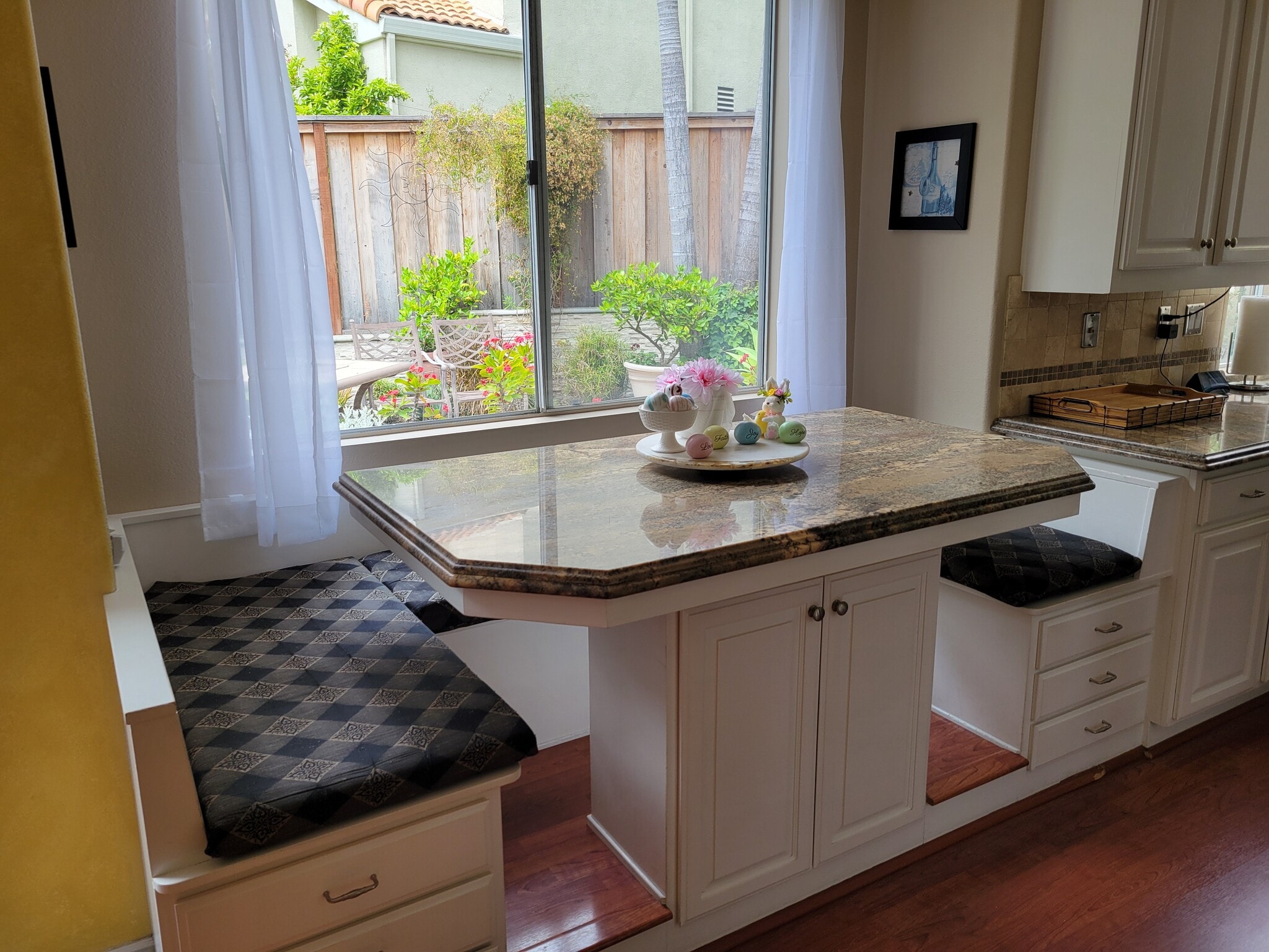 Kitchen - 59 Hawaii Dr
