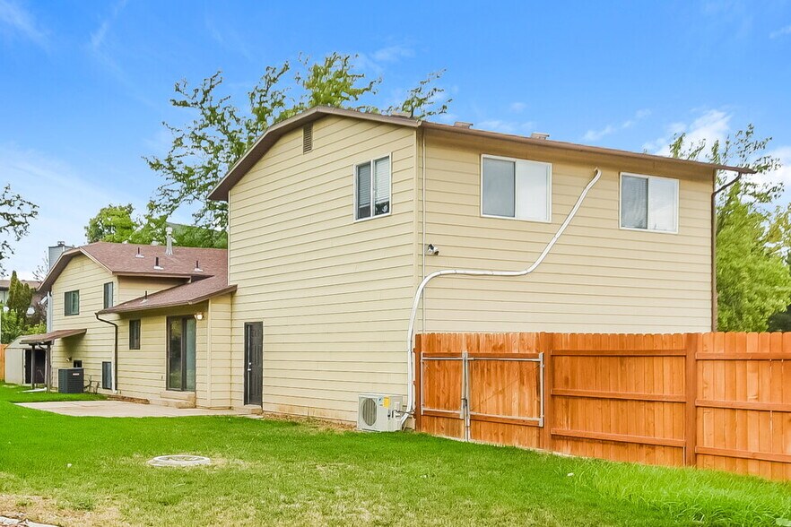 Building Photo - 1264 W 1750 N