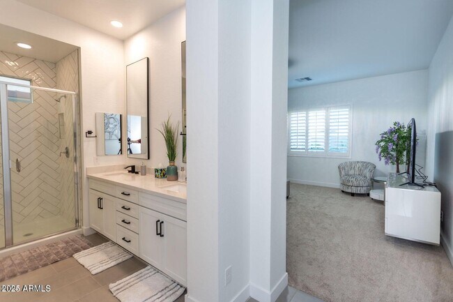 Building Photo - 8543 W Palo Verde Dr