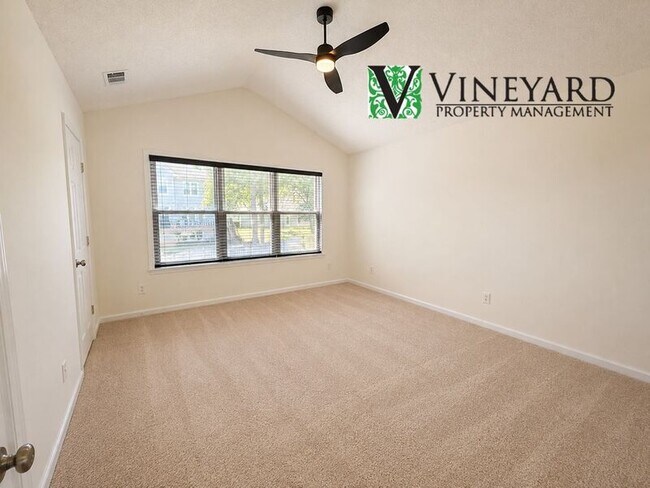 Building Photo - 414 Darter Dr NW