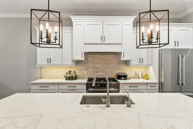 Building Photo - 3314 W Villa Rosa St