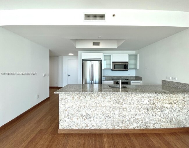 Building Photo - 888 Biscayne Blvd