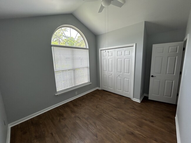 Building Photo - 1502 Stockbridge Pl