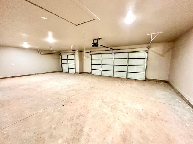 Building Photo - New Construction Home in Blanchard - Move in Deposit-Free (If Qualified)