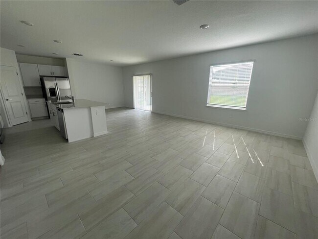 Building Photo - 9645 Carabiner Wy