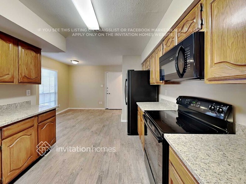 Building Photo - 5307 Pocassett Dr