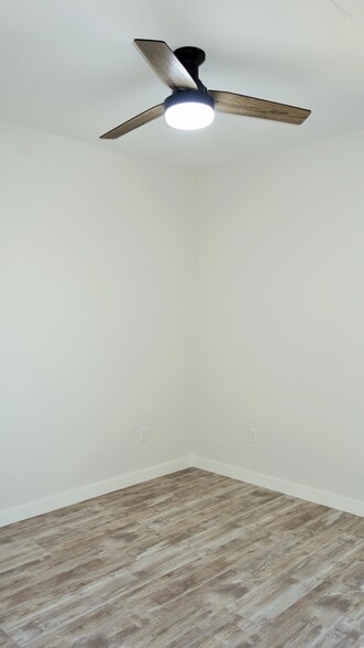 Building Photo - 1667 Donax Ave
