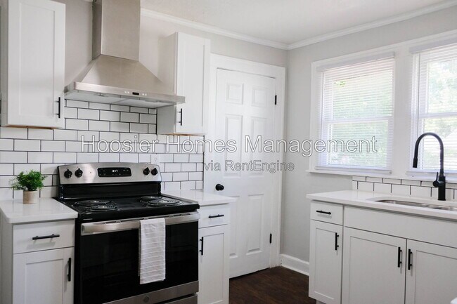 Building Photo - 2035 E 43rd St