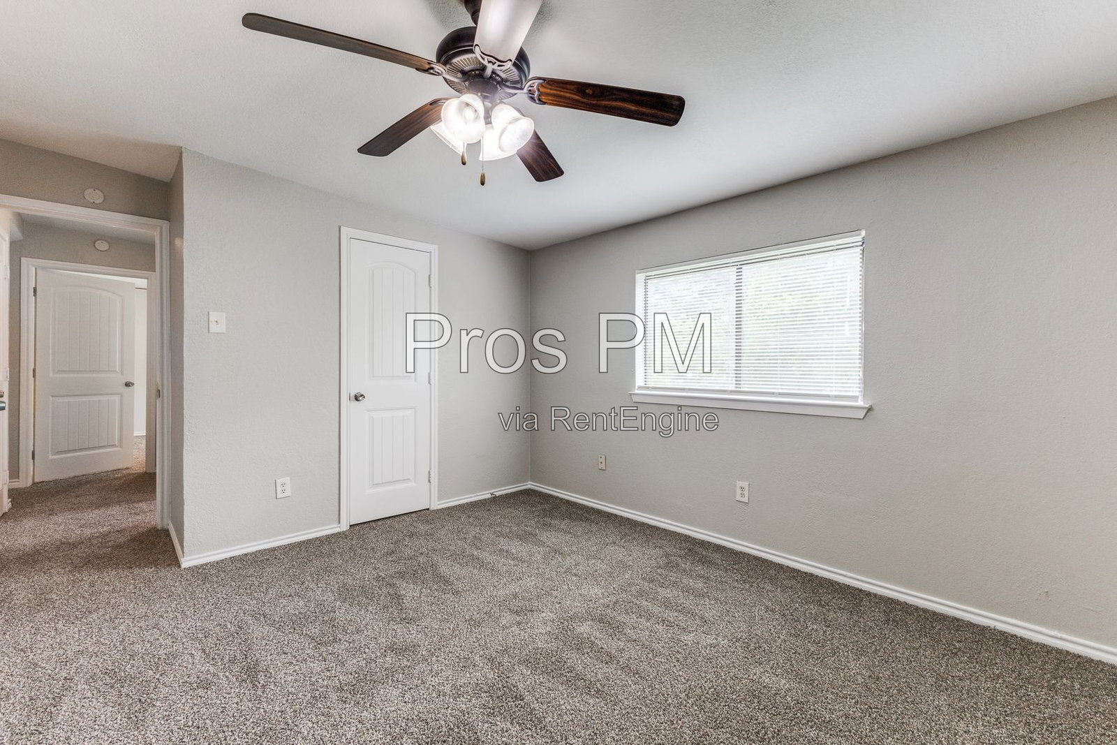 Building Photo - 12129 Spring Branch Dr