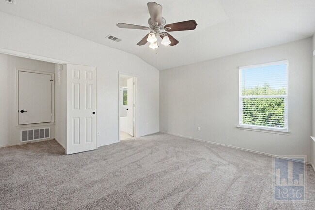 Building Photo - 1506 Fort LLoyd Pl