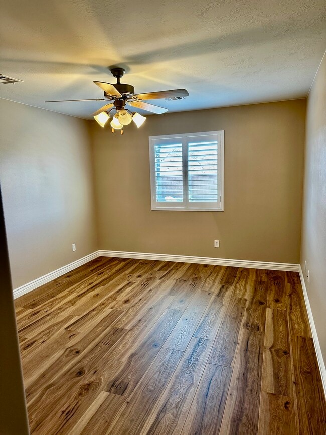 Building Photo - 1223 N 2190 W