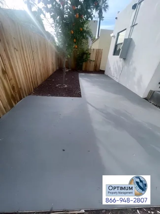 Building Photo - Fully Remodeled 2 Bed / 2 Bath Spanish Revival Bungalow – Historic N.W. Ontario