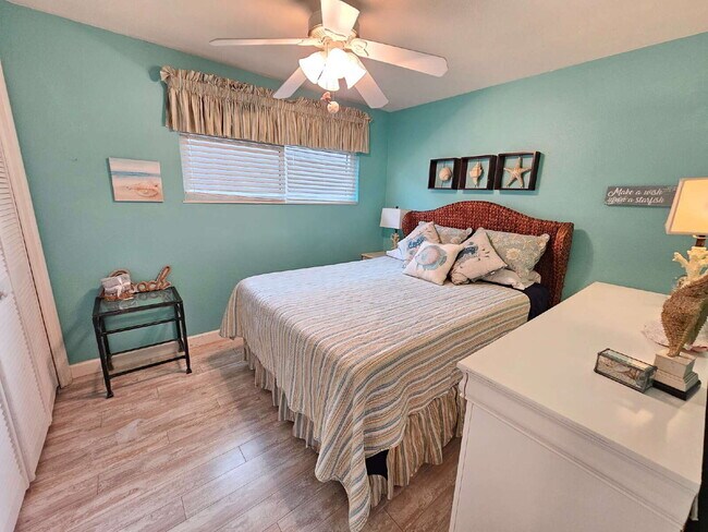 Building Photo - Cocoa Beach Condo