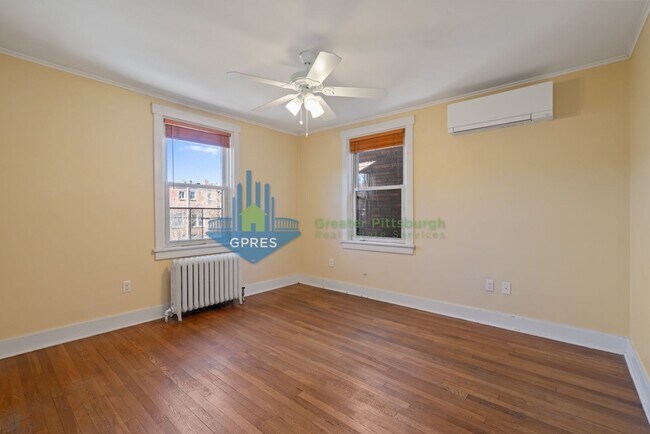 Building Photo - Spacious 3-Bedroom Home w/ Parking & Central A/C – Squirrel Hill