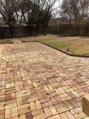 Building Photo - 1225 Ottawa Dr