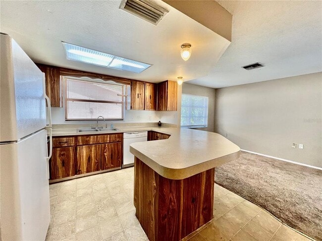 Building Photo - 8045 Durham Dr